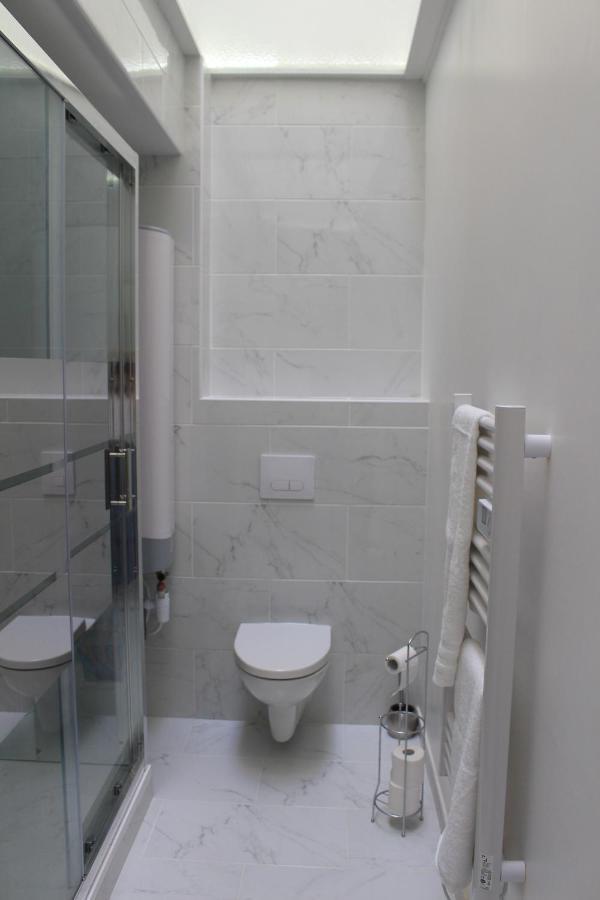 Paul Sabatier-T1-Vue Sur Jardin-Luxe-Wifi-Fi-Velo Apartment Castelnaudary Exterior foto